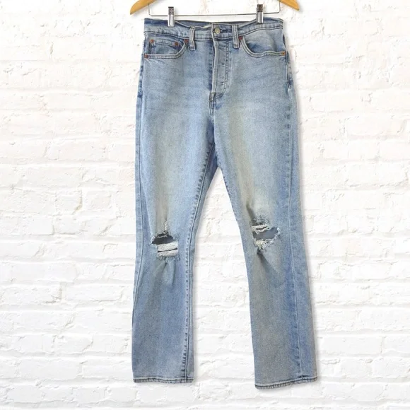 Levi’s Wedgie Straight Jeans Size 30 High Rise Button Fly Light Wash Denim - Picture 4 of 10